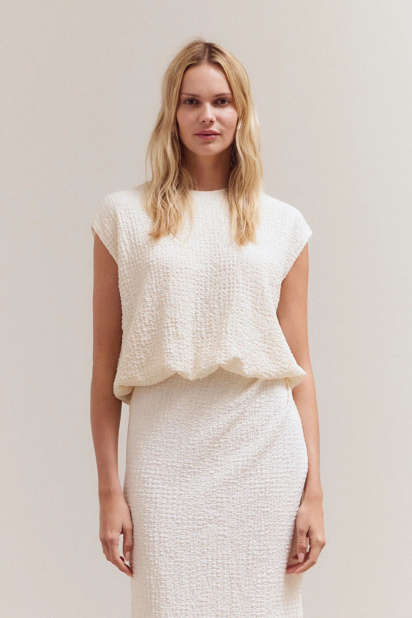 Cream Sleeveless Puffy Top