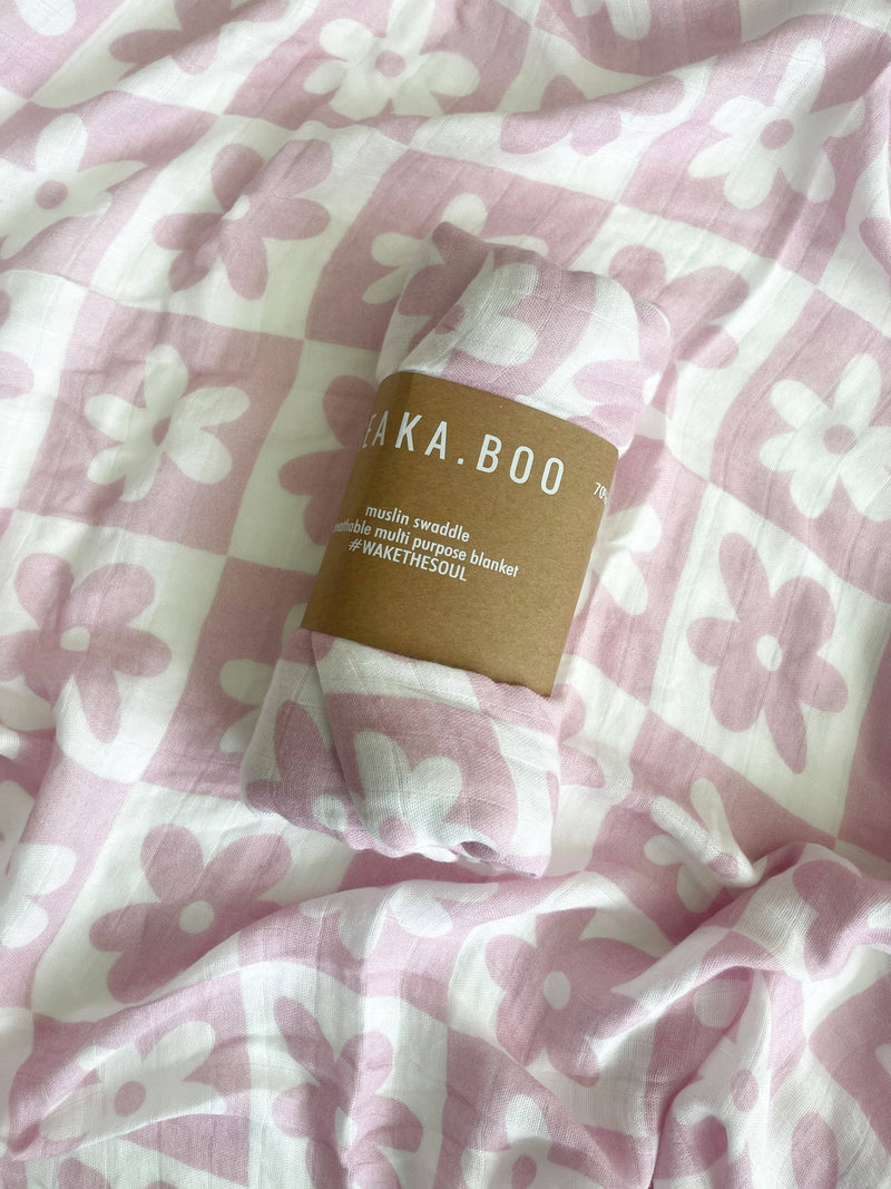 Seaka Boo - WRAP ~ Bamboo/Cotton  ~ Pink Soli