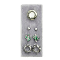 Splendid Iris - Cactus Velvet Stud Gift Set: Silver